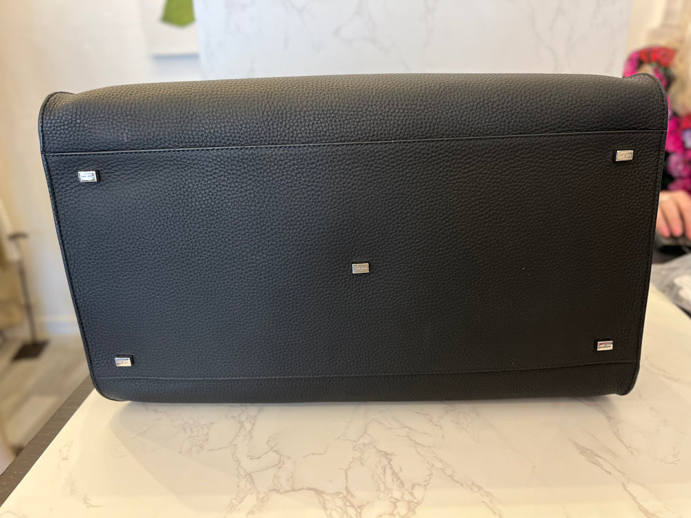 Pre Loved The Row Margaux 17 Leather Bag (new)