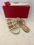 Pre Loved Valentino Garavani Rockstud Slides UK4.5 (new)