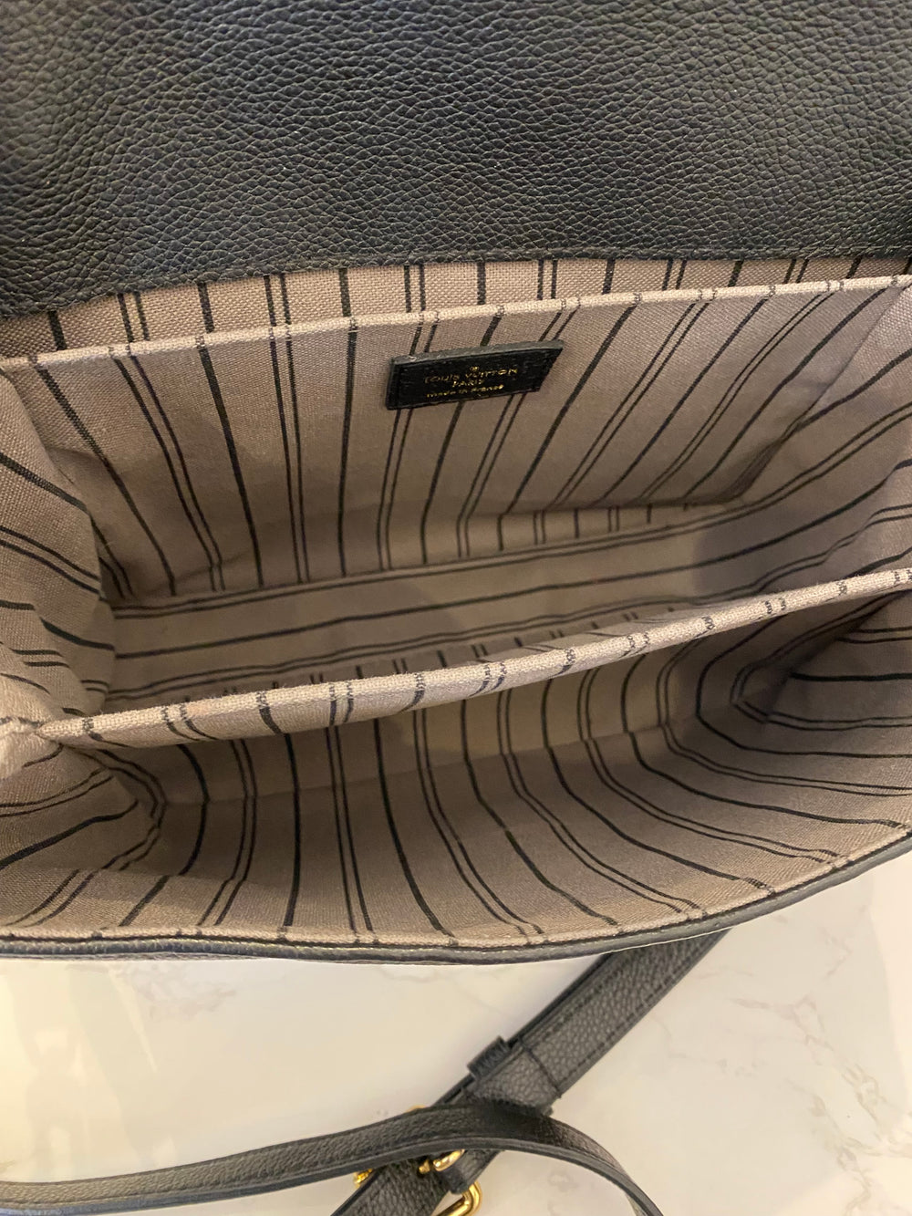 Pre Loved Louis Vuitton Pochette Metis Bag in Black Empreinte Leather **RESERVED A**
