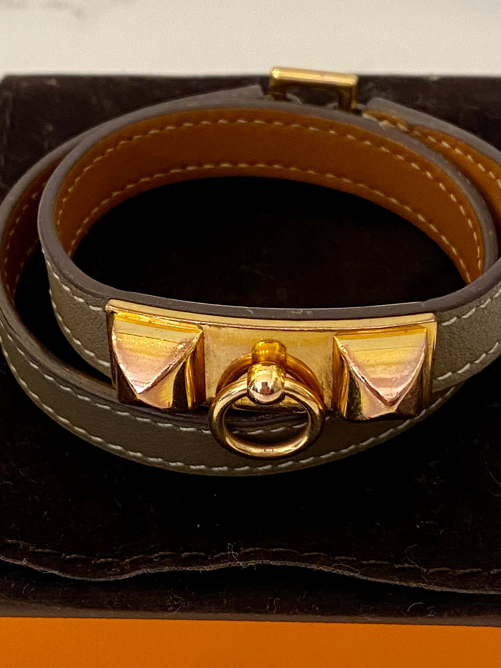 Pre Loved Hermes Rivale Double Tour Etoupe Leather Size M