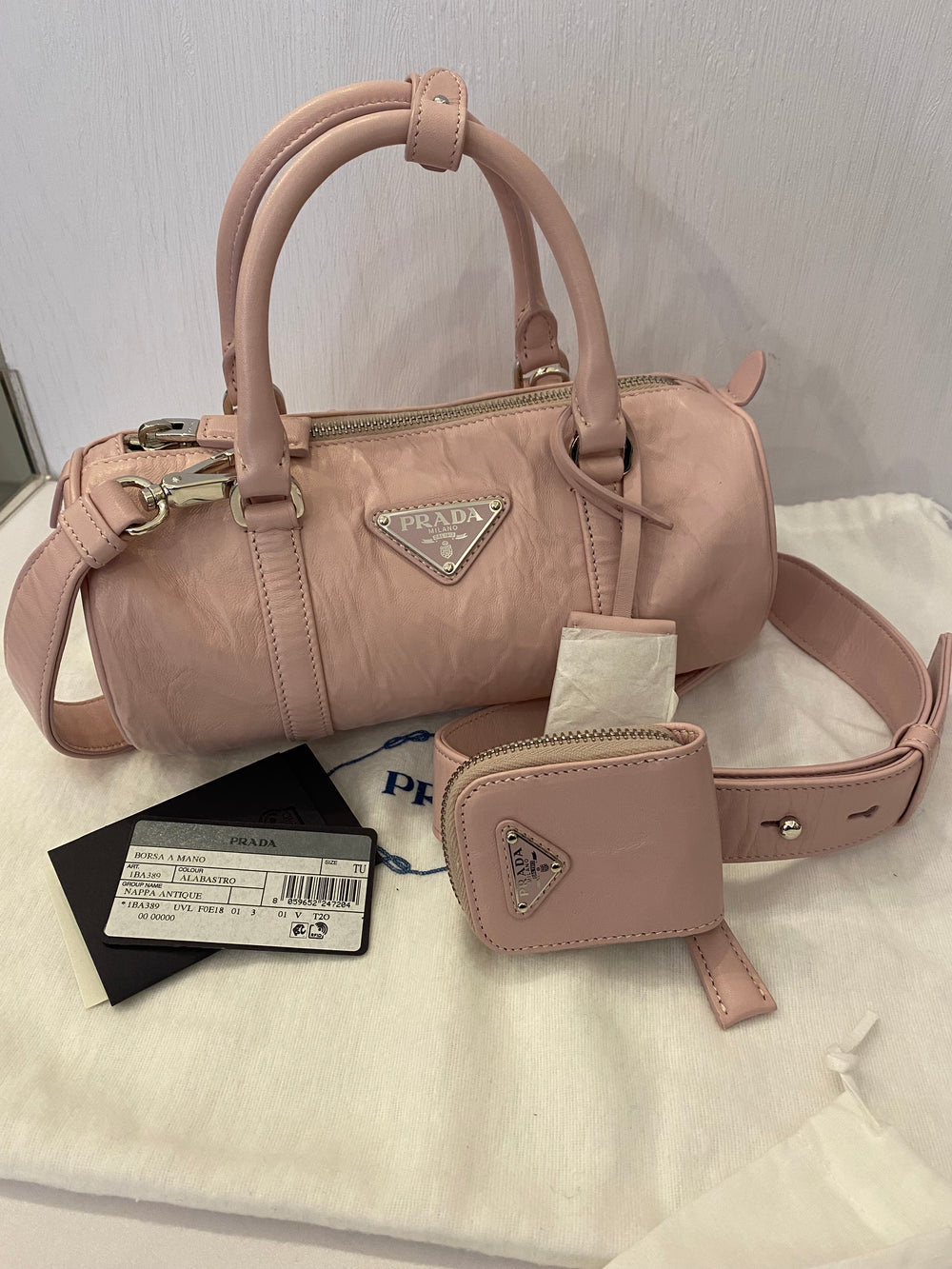 Pre Loved Prada Re-edition 2002 Leather Bag in Alabaster (NEW)