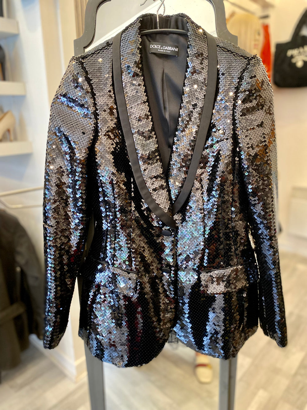 Pre Loved Dolce & Gabbana Sequin Black Jacket size 38/6 uk (excellent)