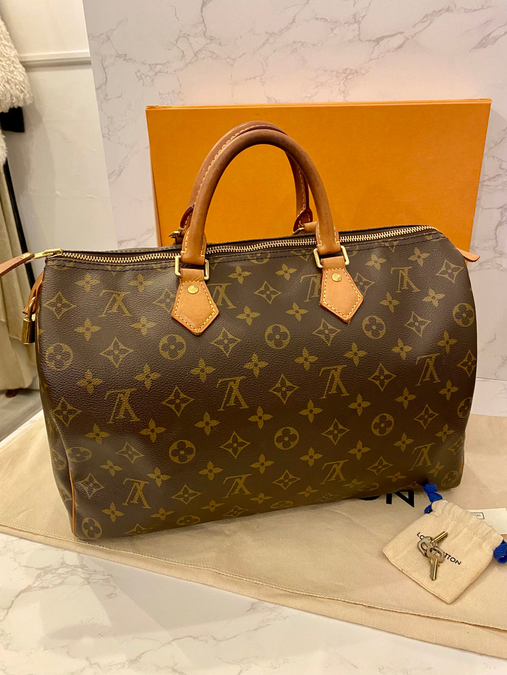 Pre Loved Louis Vuitton Monogram Speedy 35 (2021)