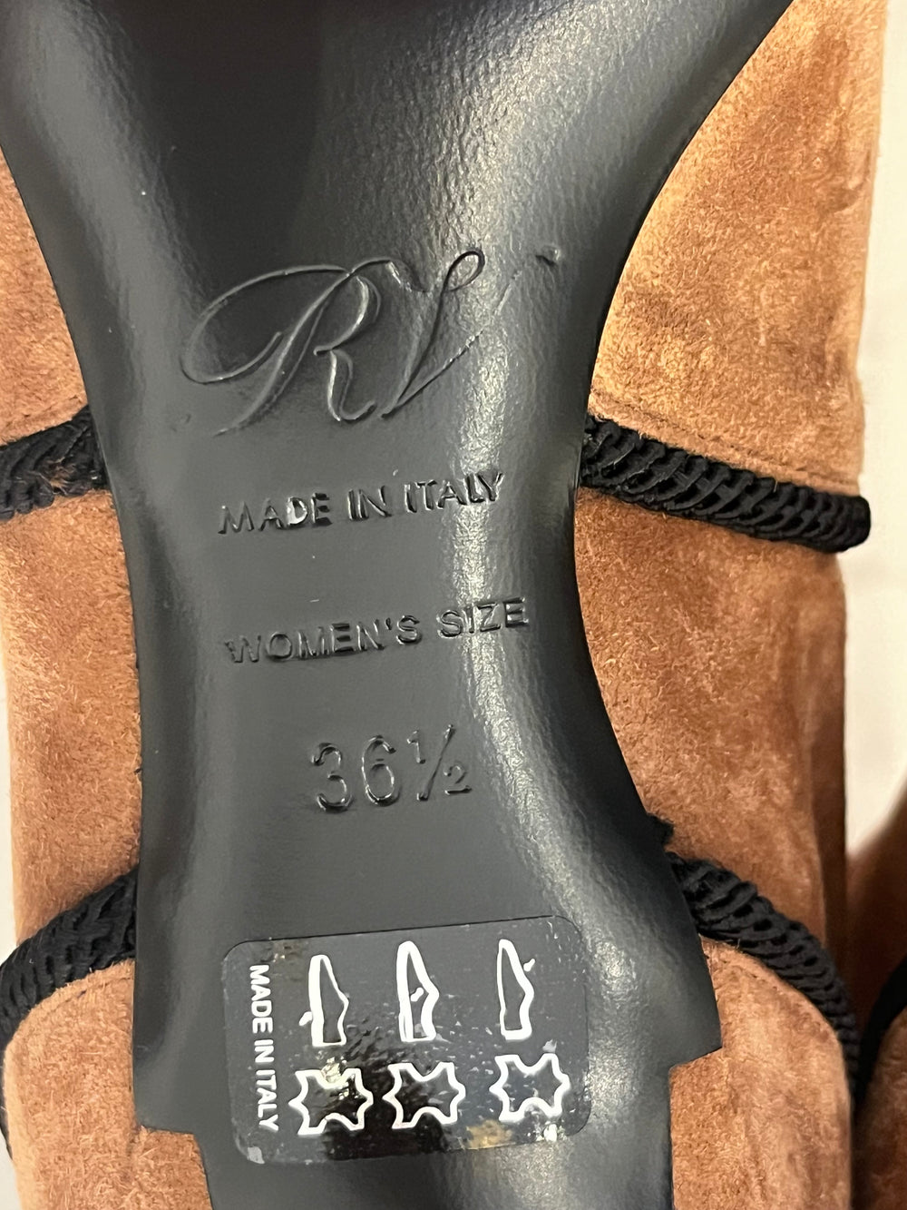 Roger Vivier Long Tan Suede Heeled Boots Size UK3.5 (fits 4) New