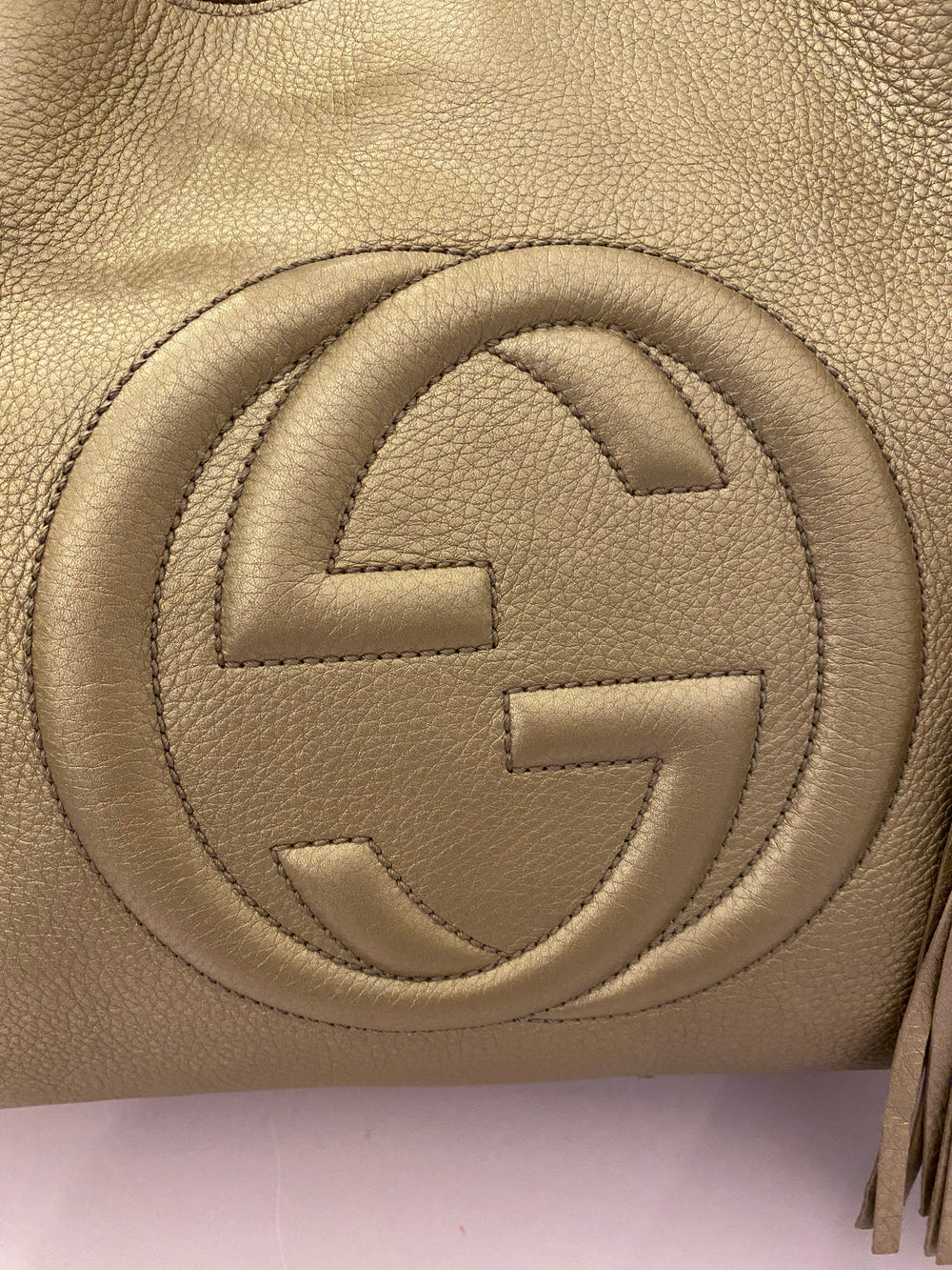 Pre Loved Gucci Soho Chain Shoulder Bag in Metallic Champagne Leather (excellent)