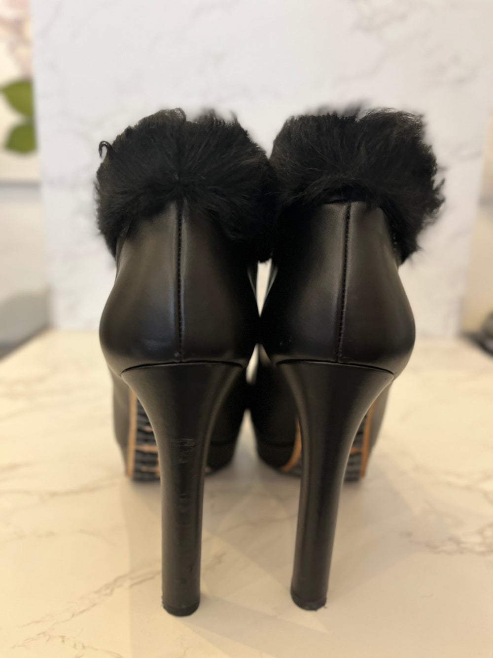 Gucci Guccissima Ankle Boots Fur Trim Size UK7 (excellent)