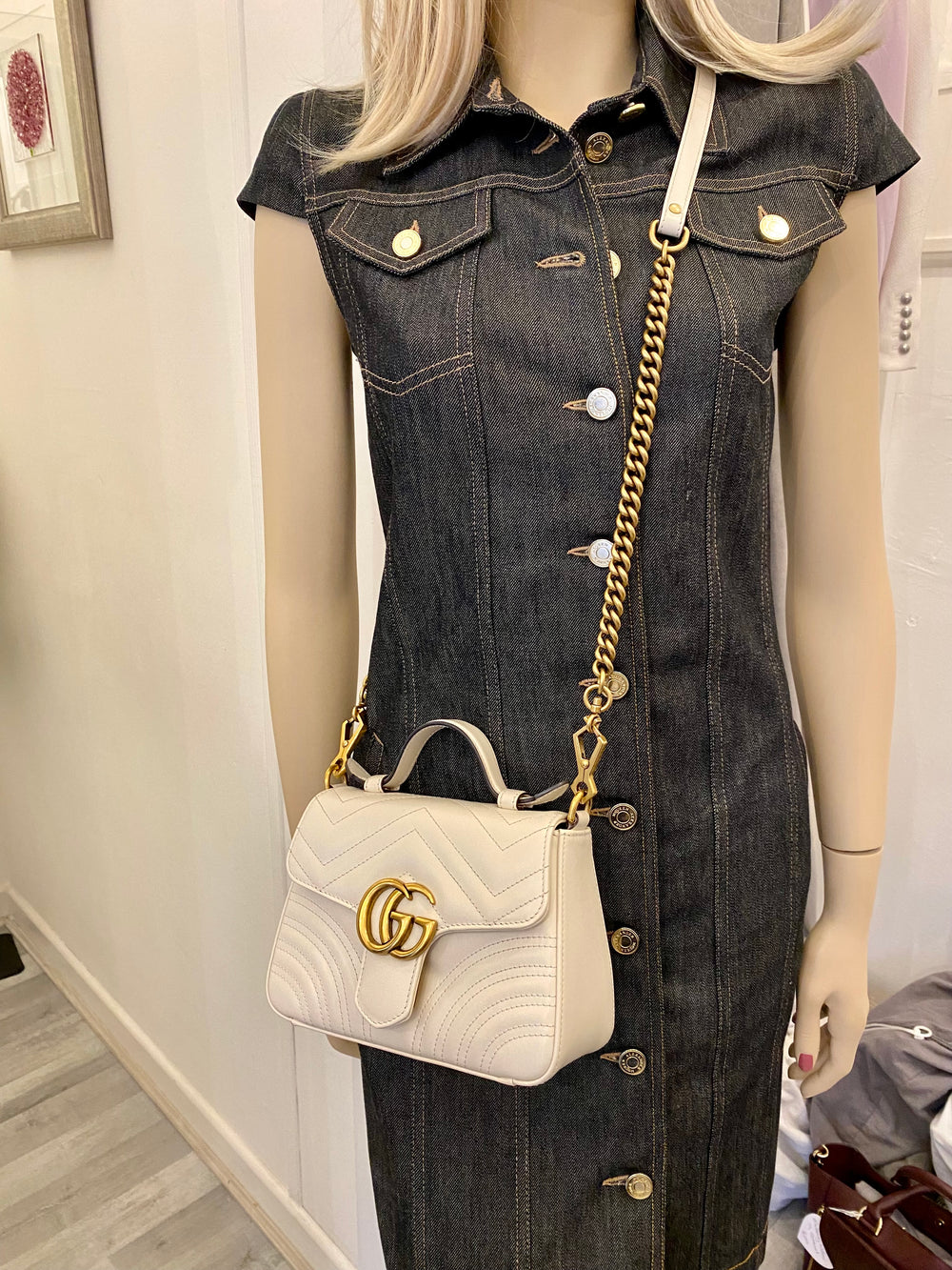 Pre Loved Gucci Marmont Small Top Handle Handbag in White (Cream) pristine as new