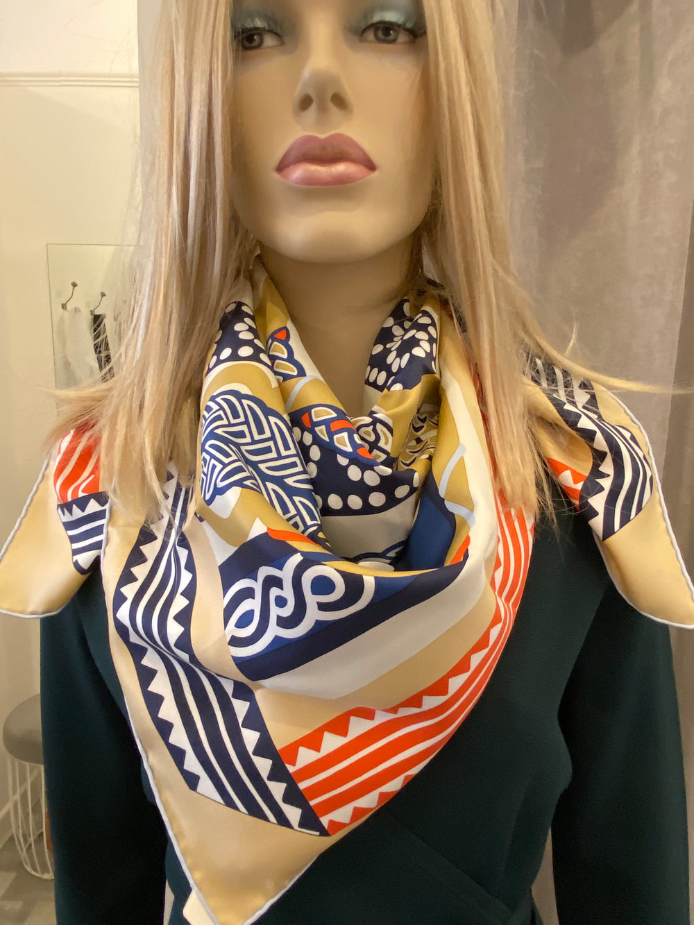 Pre Loved Hermes Silk 'Fantaisie D'Etriers' Scarf (new)