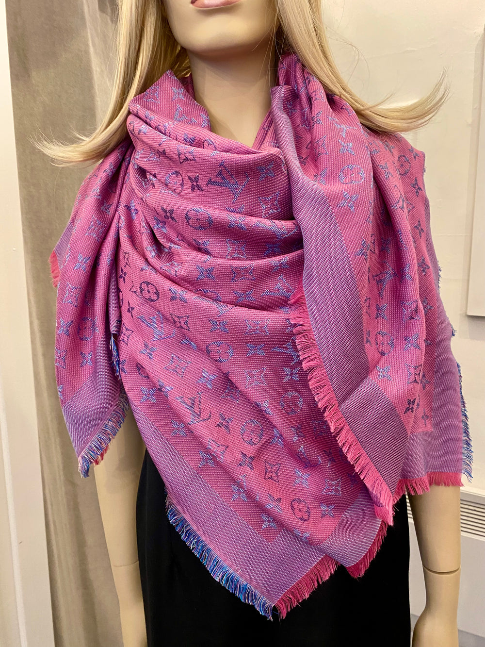 Pre Loved Louis Vuitton Monogram Pink/Purple Shawl (excellent) **RESERVED**