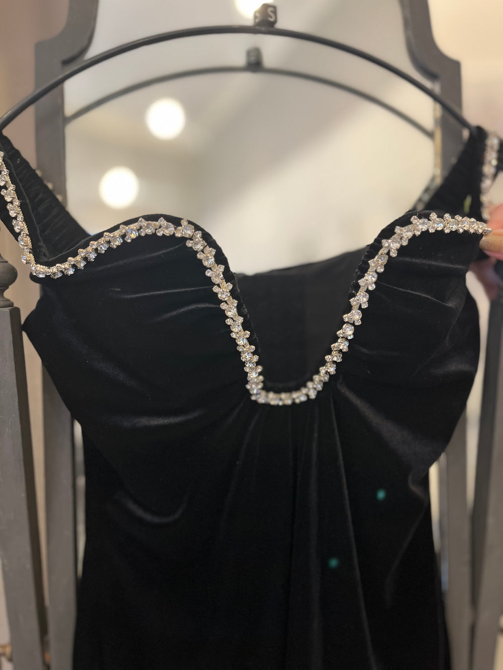 Pre Loved Self Portrait Black Velvet & Crystal Mini Dress Uk6 **RESERVED**