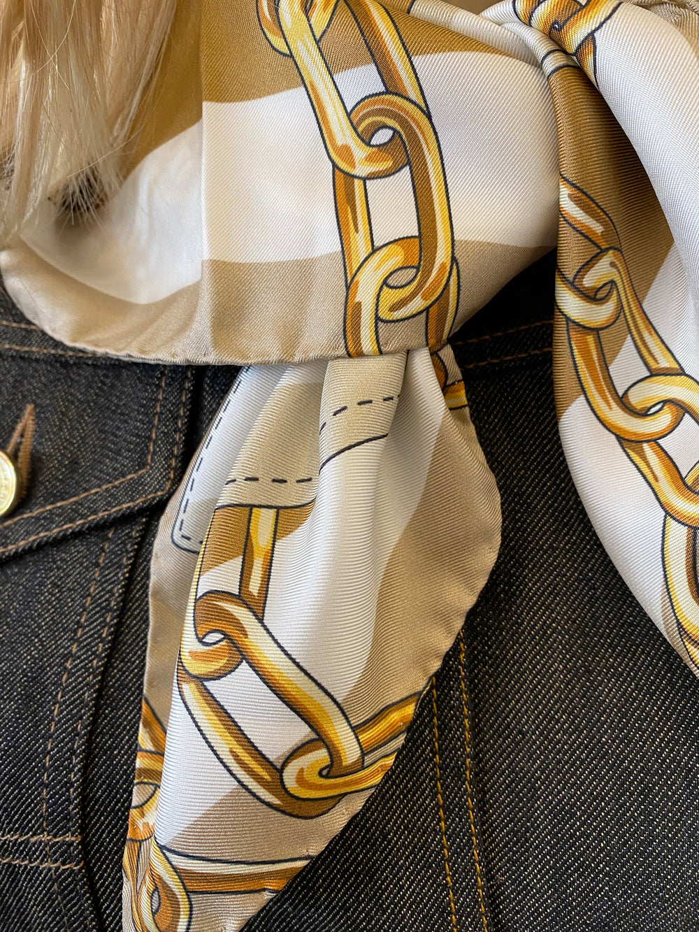 Pre Loved Mulberry Bayswater Silk Twill Scarf