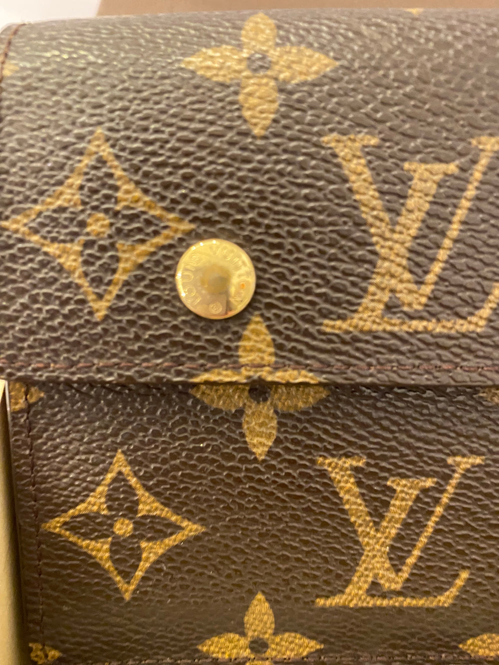 Louis Vuitton Vintage Monogram Accordeon Wallet with Gold Chain Wristlet (excellent)