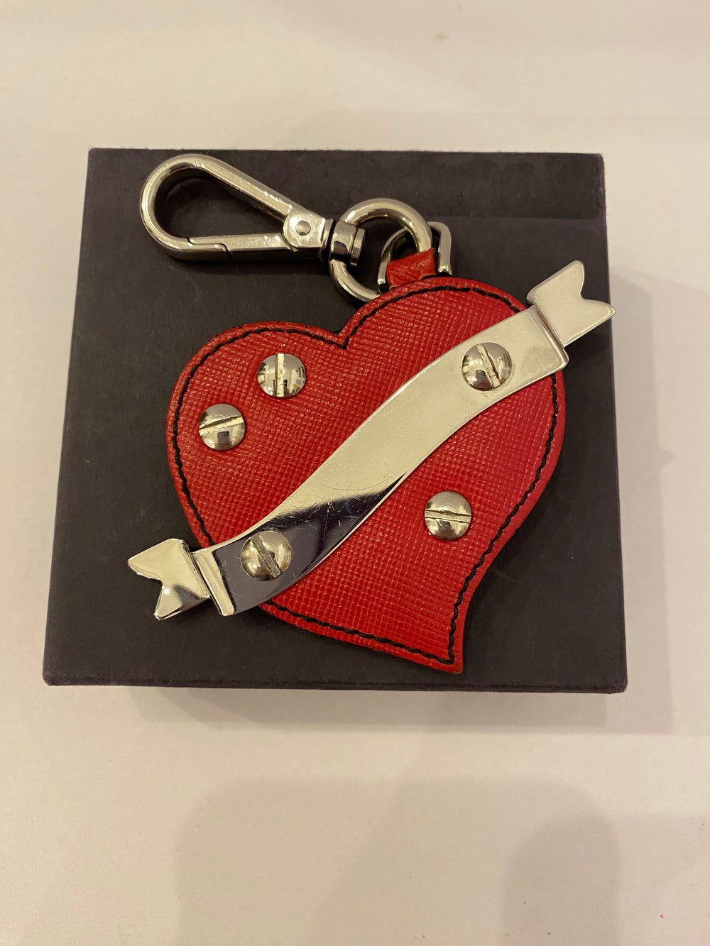 Pre Loved Prada Leather Heart Handbag Charm