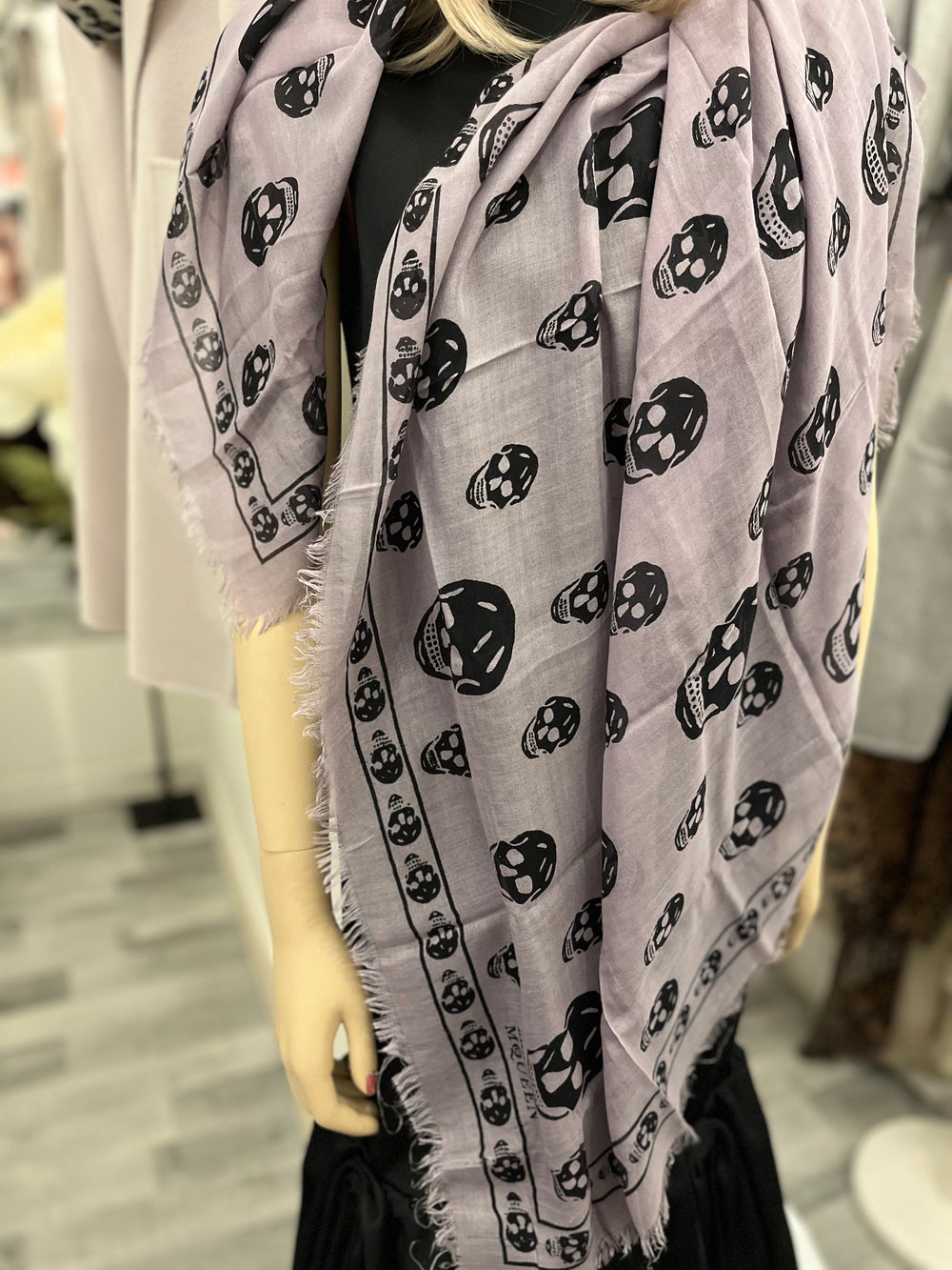 Pre Loved Alexander McQueen Skull Scarf