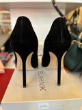 Pre Loved Manolo Blahnik Black Suede Heels UK 5 (New)