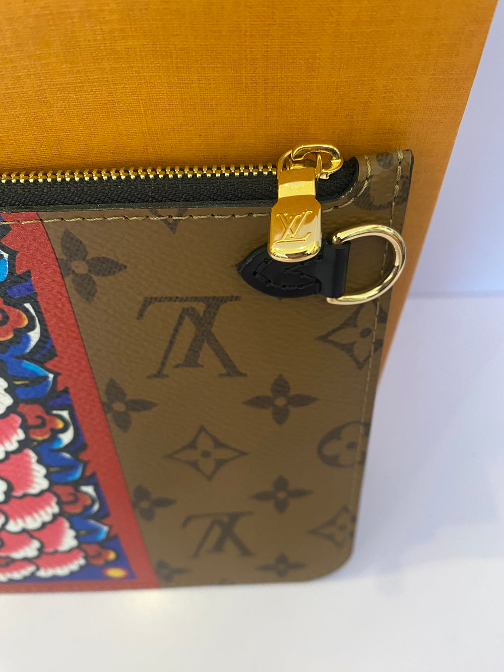 Pre Loved Louis Vuitton Ltd Edition Monogram Kabuki Pouch (excellent)