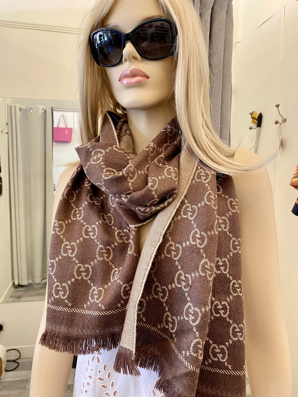 Pre Loved Gucci Brown/Beige Wool Scarf (excellent)