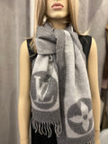Pre Loved Louis Vuitton Lambswool Cardiff Monogram Scarf with box