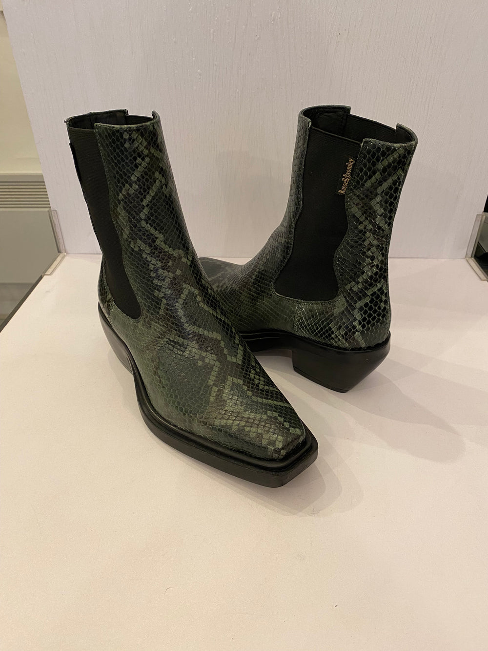 Pre Loved Russell & Bromley Green Nashville Boots UK 3 (new)