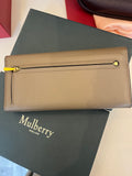Mulberry Continental Leather Purse in Cashmere