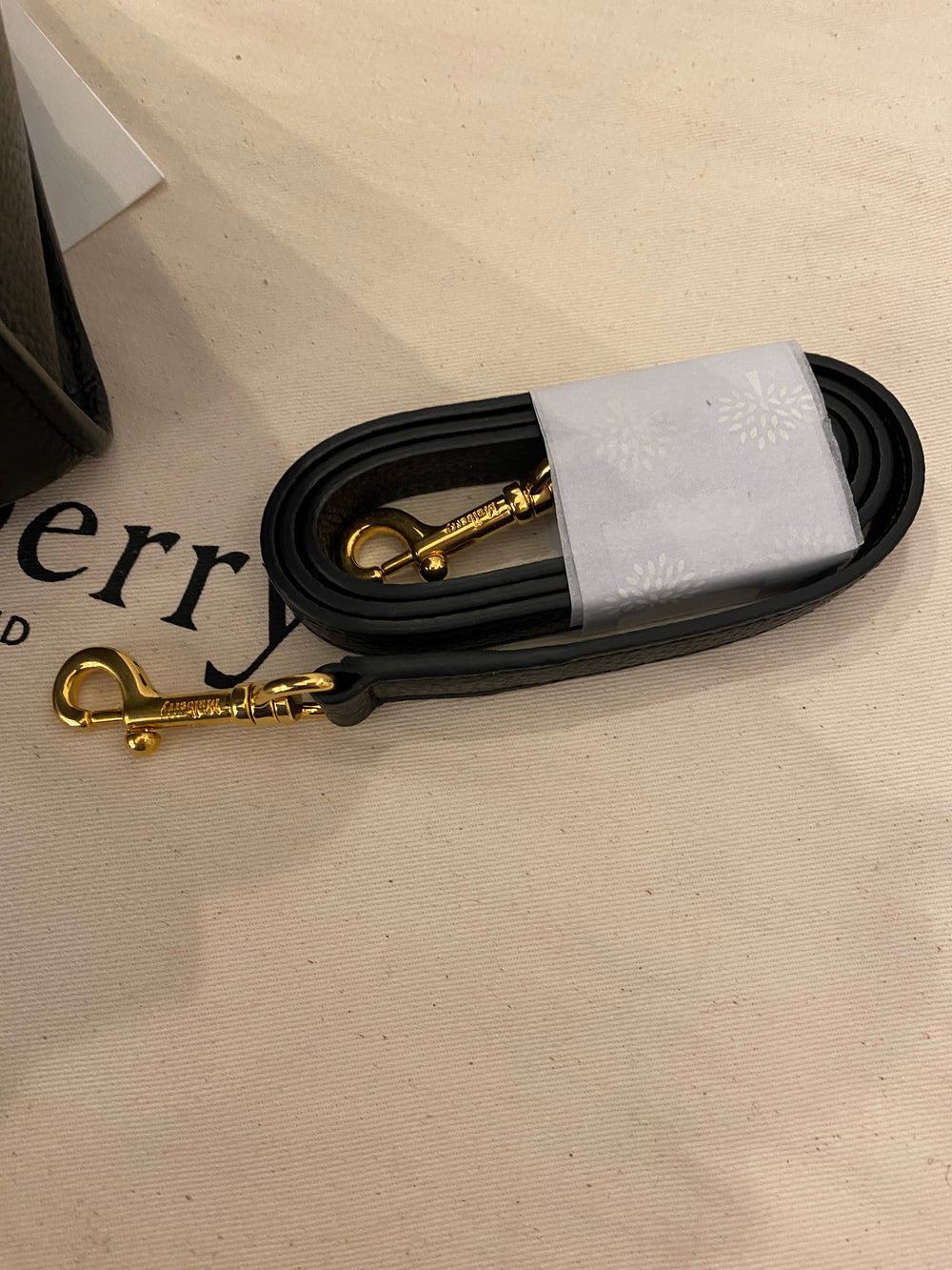 Pre Loved Mulberry Small Zipped Bayswater in Black  (as new)