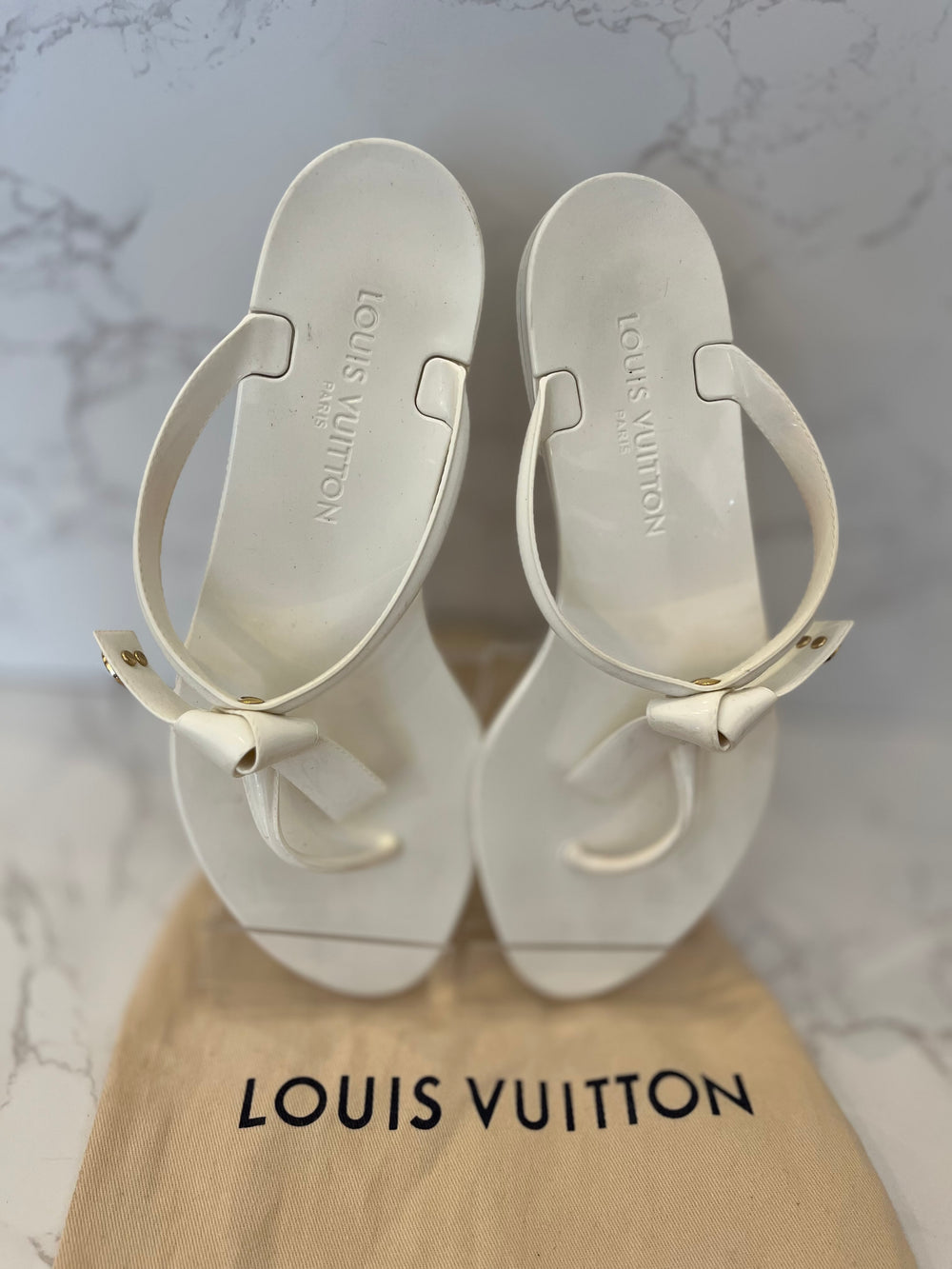 Pre Loved Louis Vuitton White Thong Flip-Flops UK5