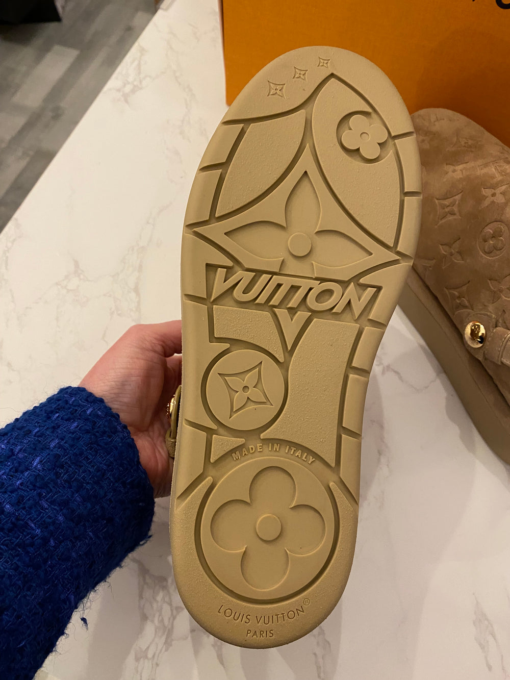 Pre Loved Louis Vuitton Aspen Platform Clogs UK6 (new)