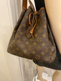 Pre Loved Louis Vuitton Vintage  Noe Monogram Bucket Bag