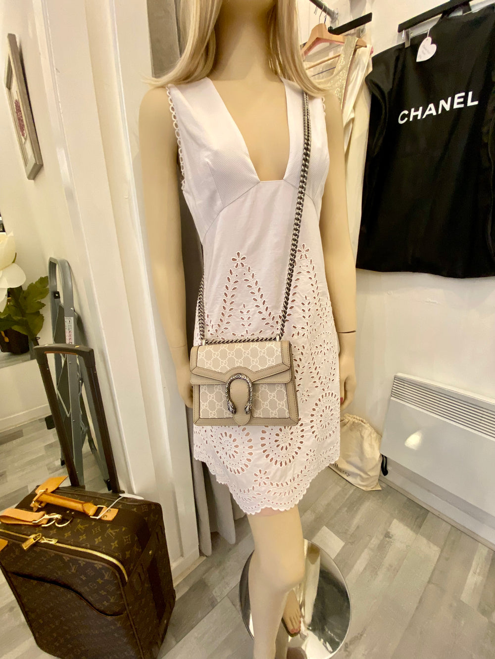 Pre Loved Gucci Dionysus GG Supreme Small Handbag (excellent) REDUCED