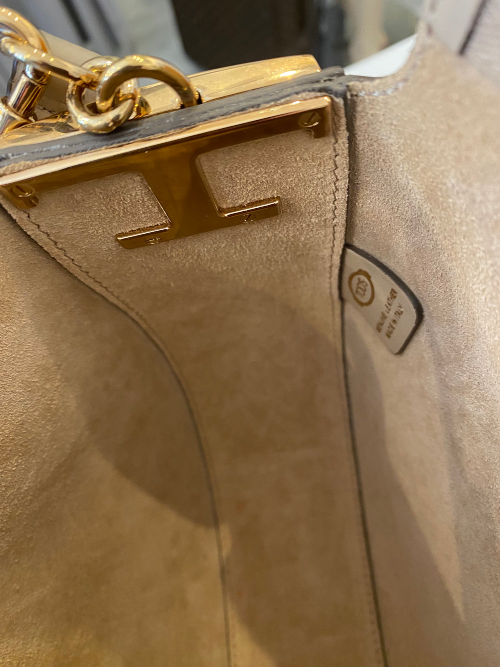 Pre loved Tod's T Case Hobo Shoulder Bag Natural Leather (excellent)