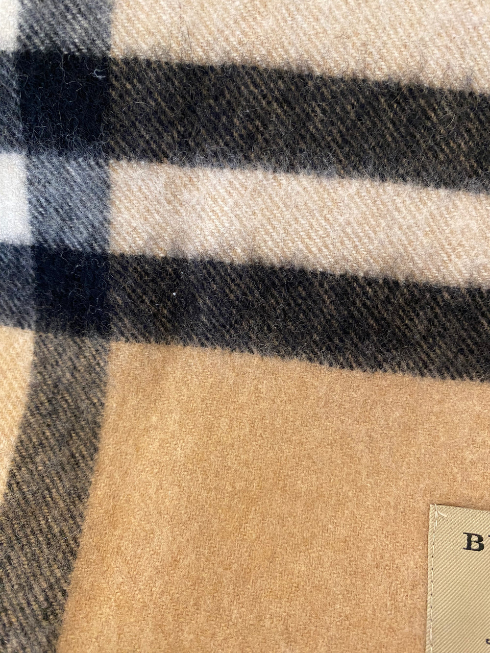Pre Loved Burberry Cashmere Giant Beige Check Scarf (excellent)