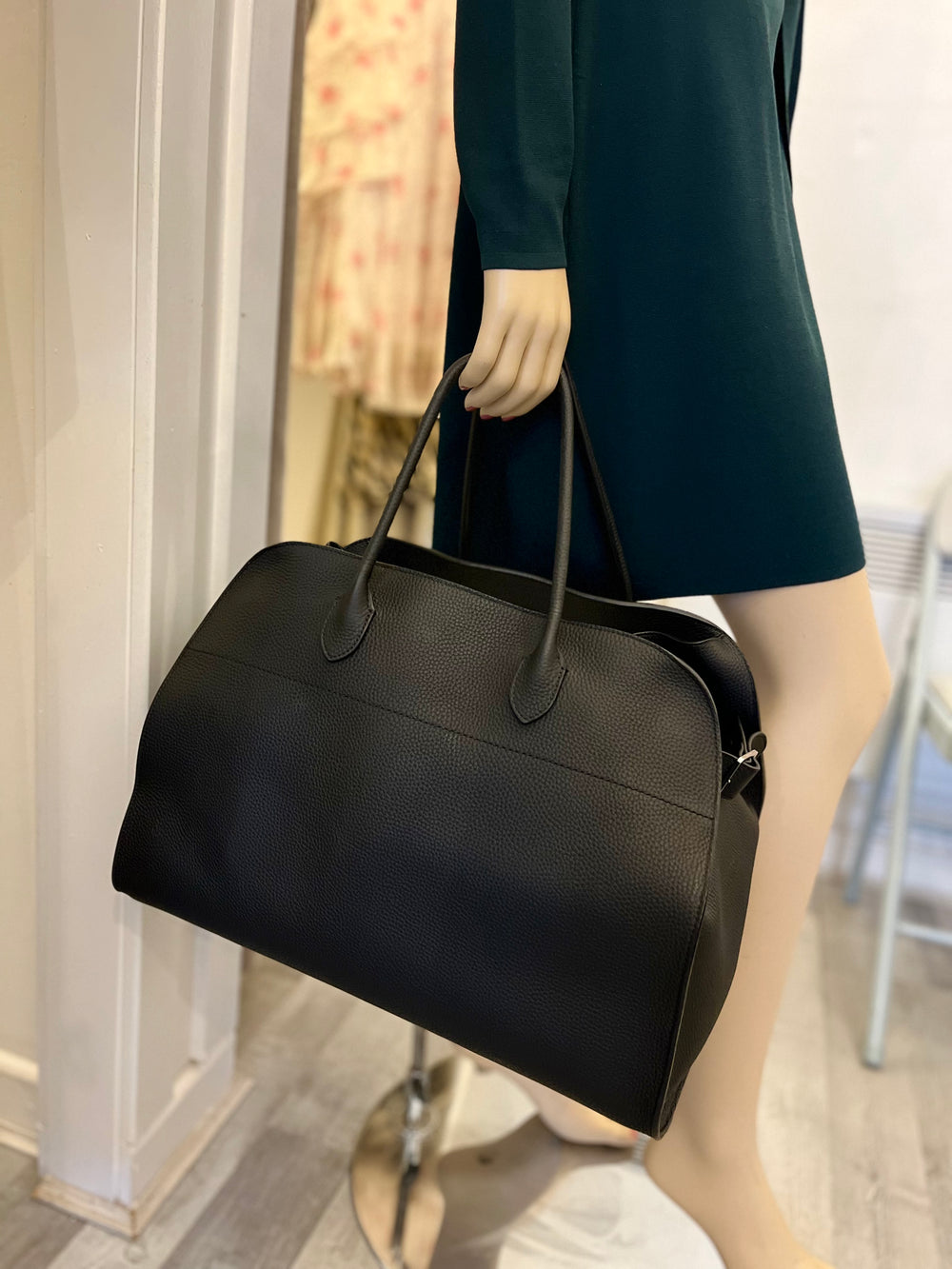 Pre Loved The Row Margaux 17 Leather Bag (new)
