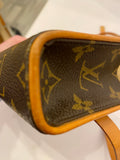 Pre Loved Louis Vuitton Vintage Monogram Belt Bag size M