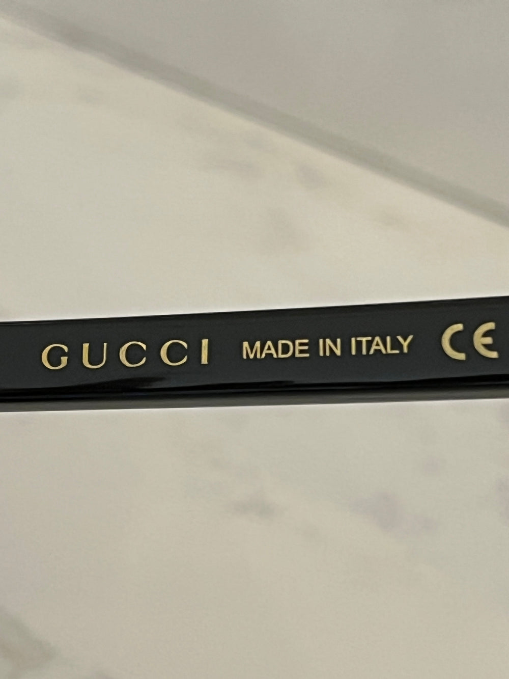 Pre Loved Gucci Oversized Black Aviator Sunglasses