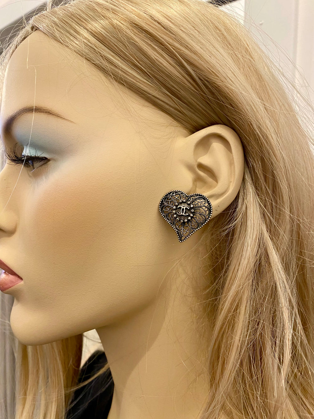 Pre Loved Chanel Vintage Ruthenium Heart Shaped CC Logo Earrings