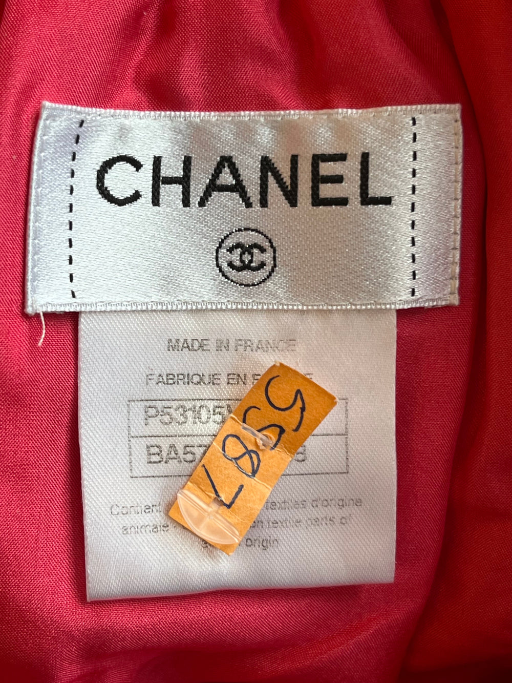 Pre Loved Chanel Deep Pink Boucle Skirt size FR38 UK 10