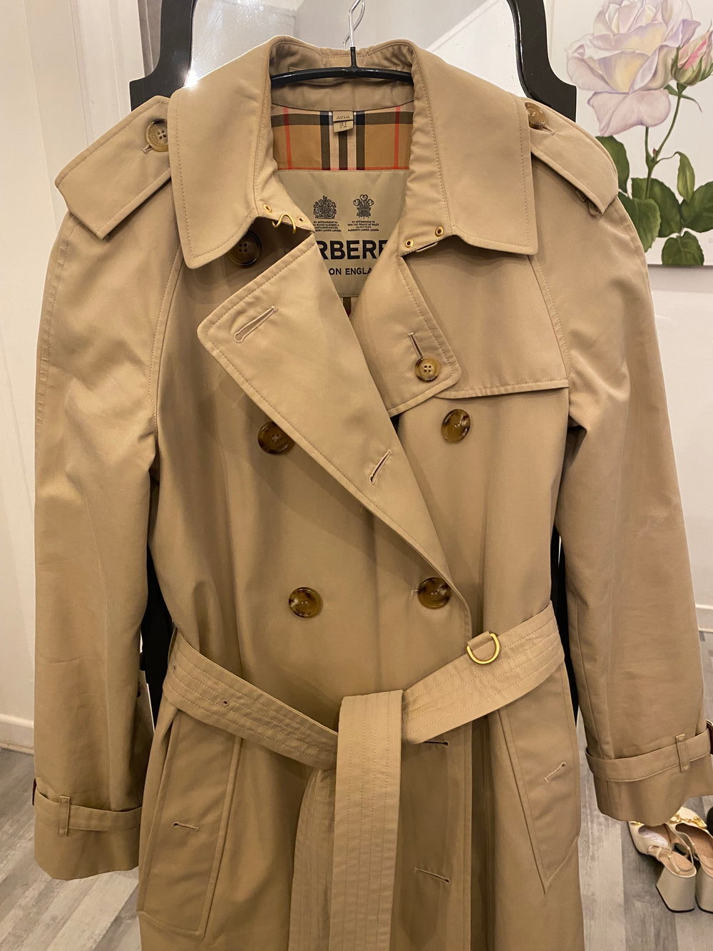 Laura Burberry "The Waterloo" Trench Coat Size UK4 (fits uk6)