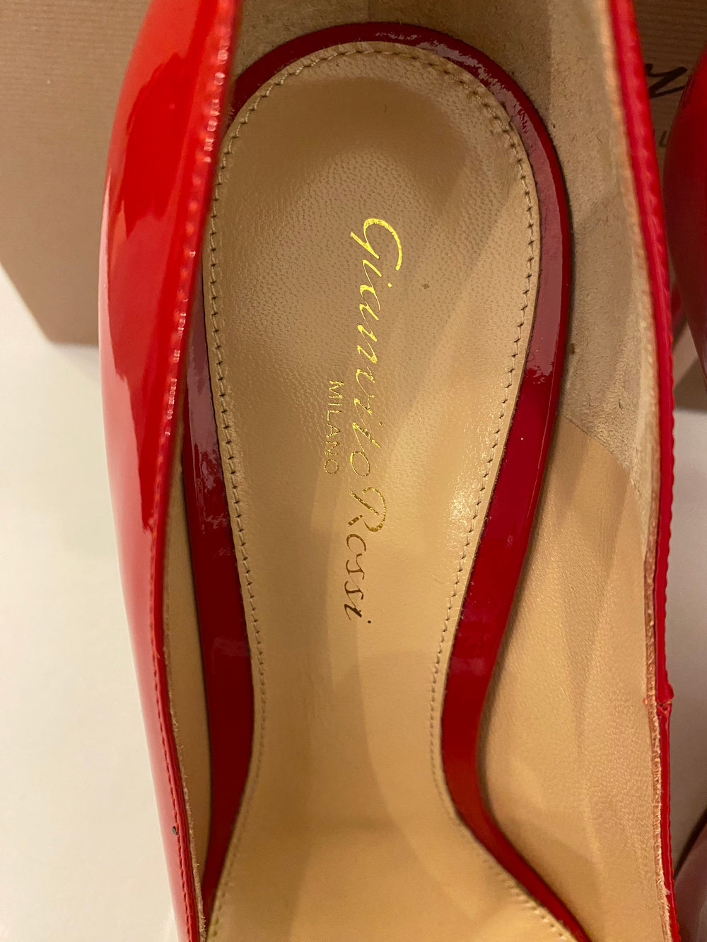 Gianvito Rossi Paris Vernice Tabasco Red 105 Patent Heels uk6 (new)
