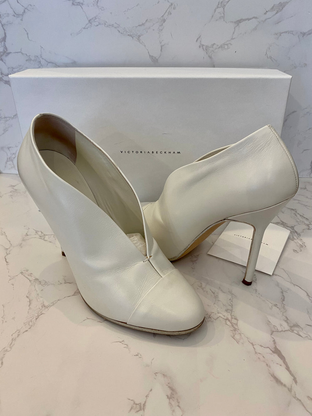 Pre Loved Victoria Beckham White Leather Heels UK 6.5