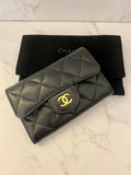 Pre Loved Chanel Classic Quilted Flap Cardholder in Black Caviar Leather (as new)