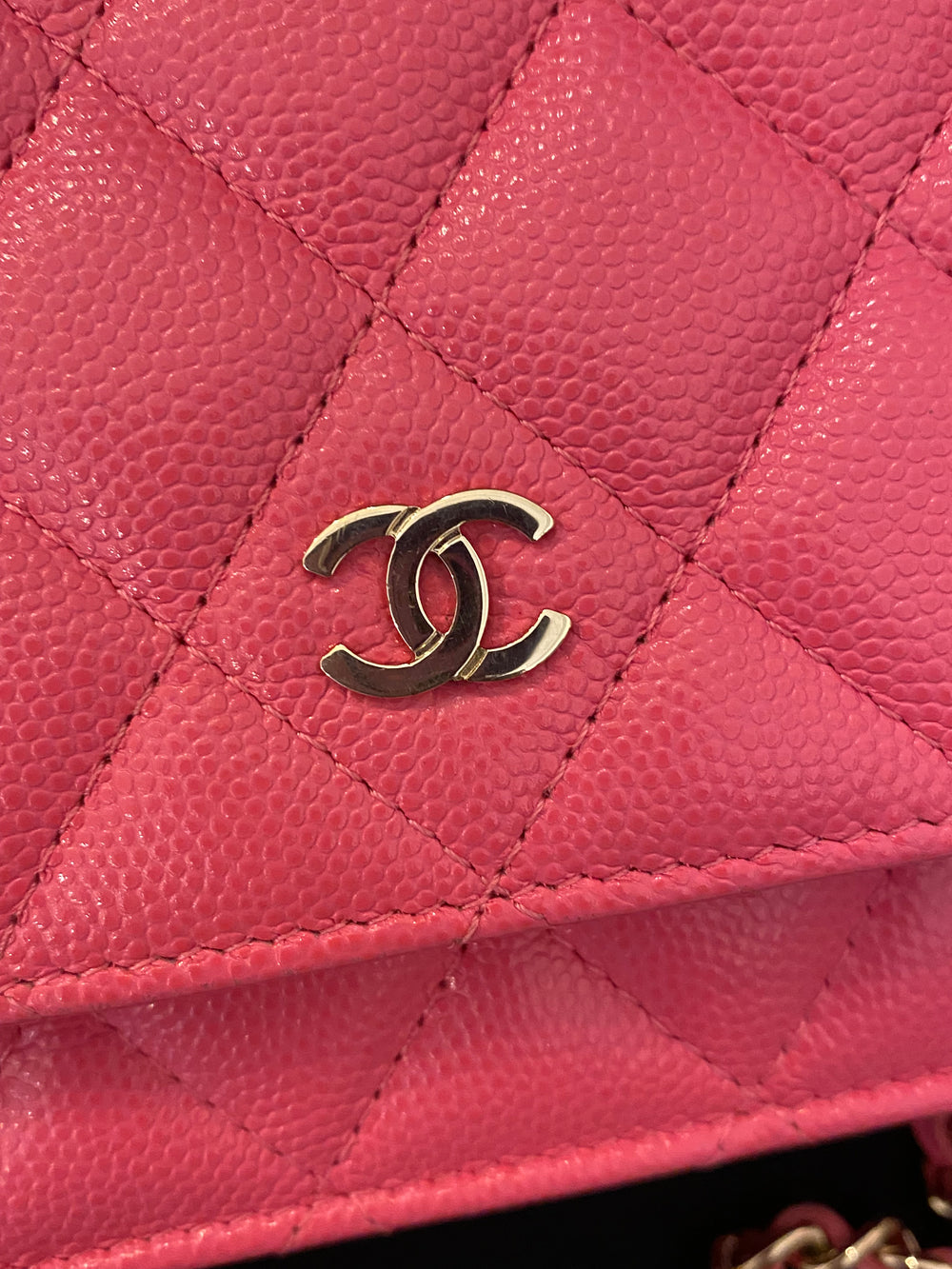 Pre Loved Chanel Mini Wallet on Chain in Pink 2020 (excellent)