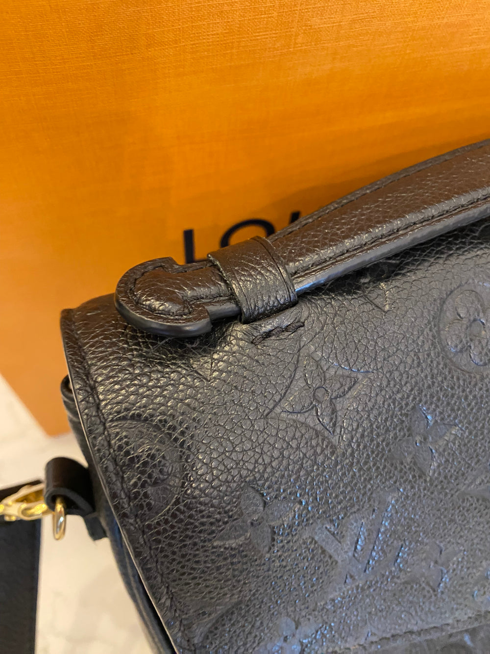 Pre Loved Louis Vuitton Pochette Metis Bag in Black Empreinte Leather **RESERVED A**