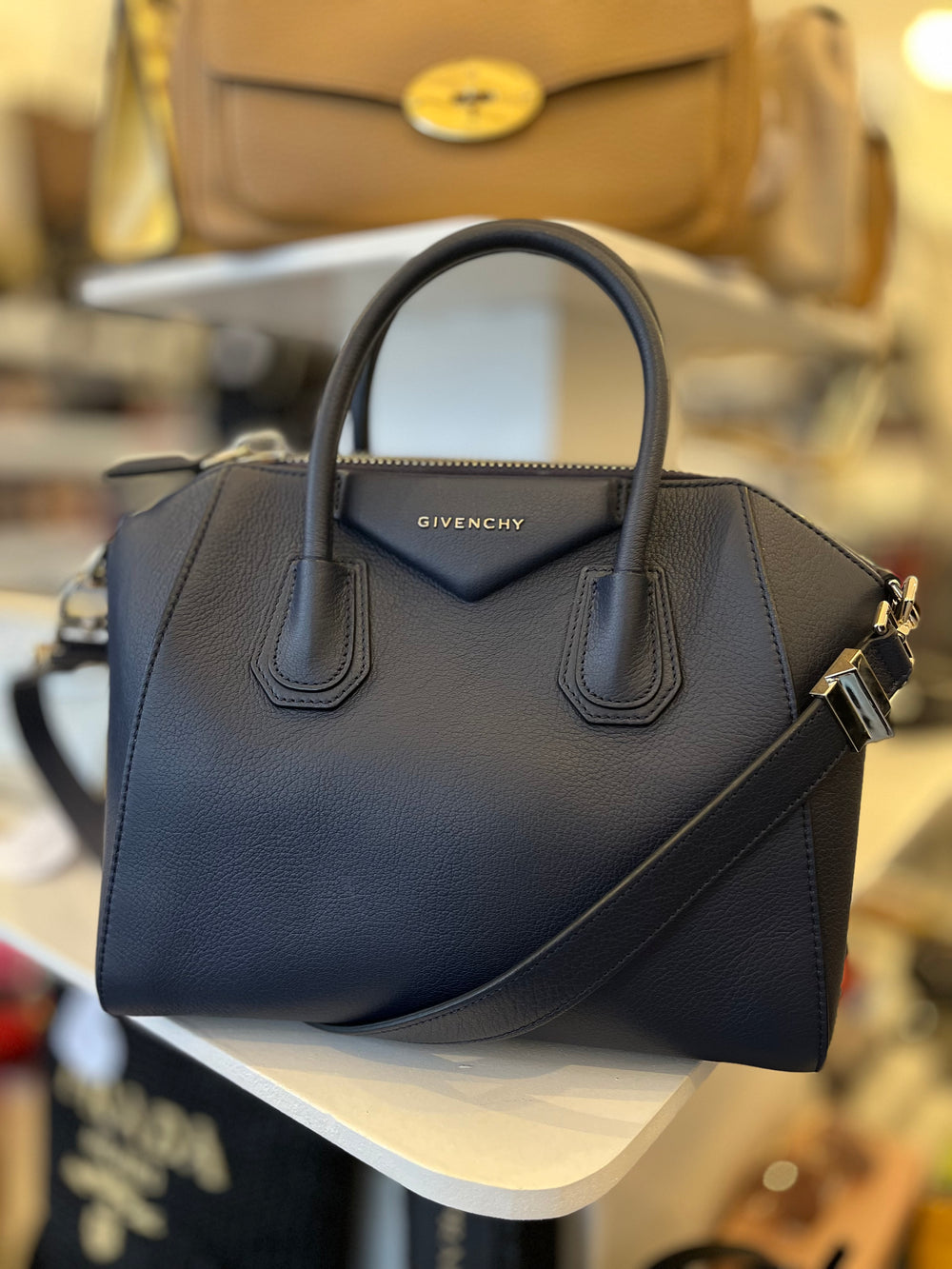 Pre Loved Givenchy Small Navy Antigona  (excellent)