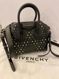 Pre Loved Givenchy Antigona Studded Small in Black