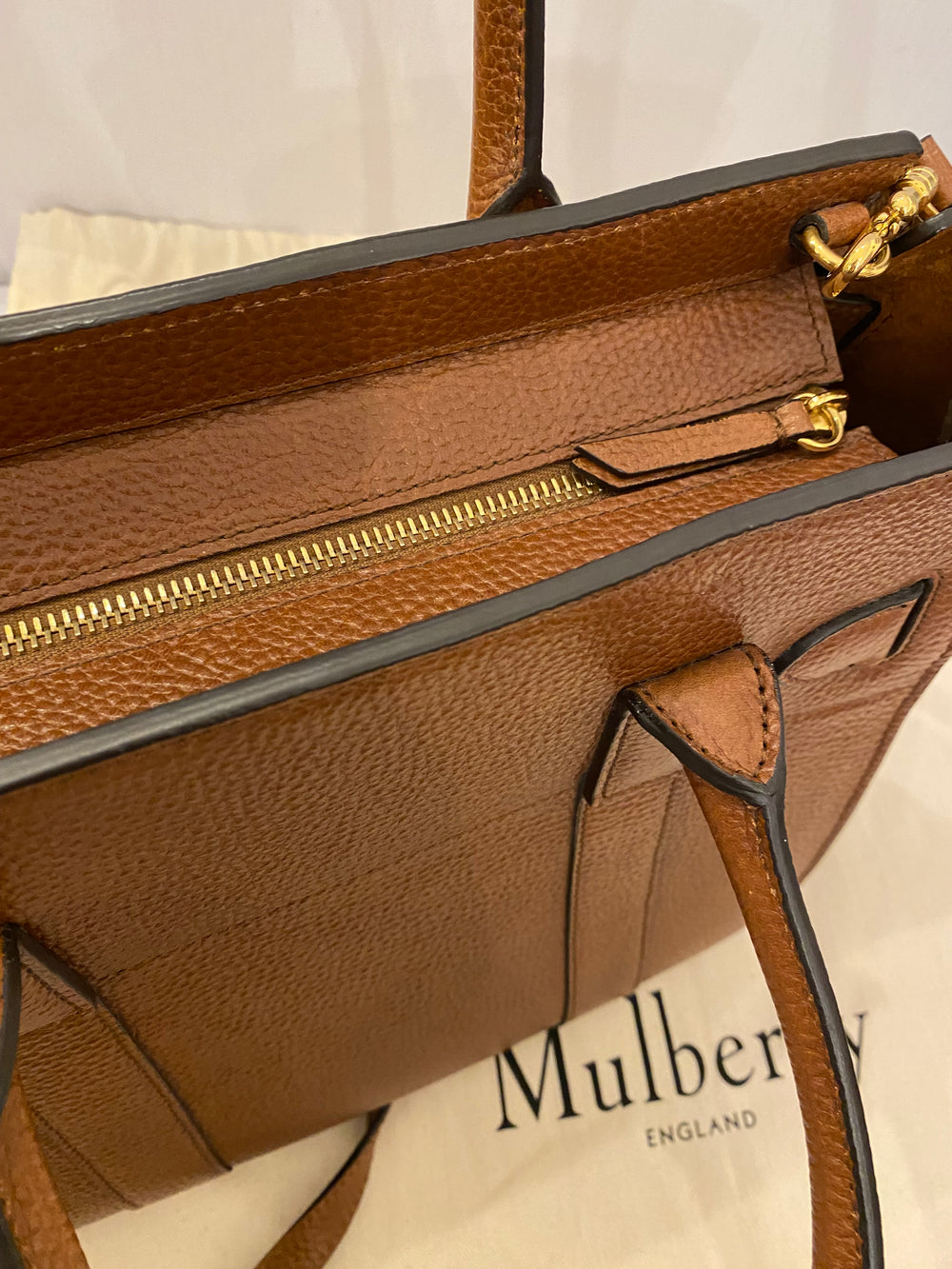 Pre Loved Mulberry Small Zipped Bayswater in Classic Grain Oak Leather