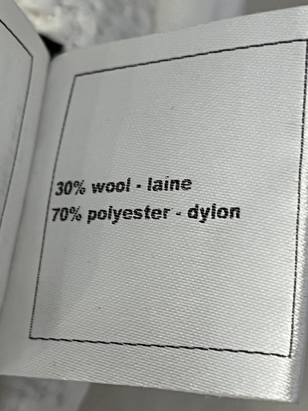 Pre Loved Chanel Ivory Boucle Jacket size 36 uk8