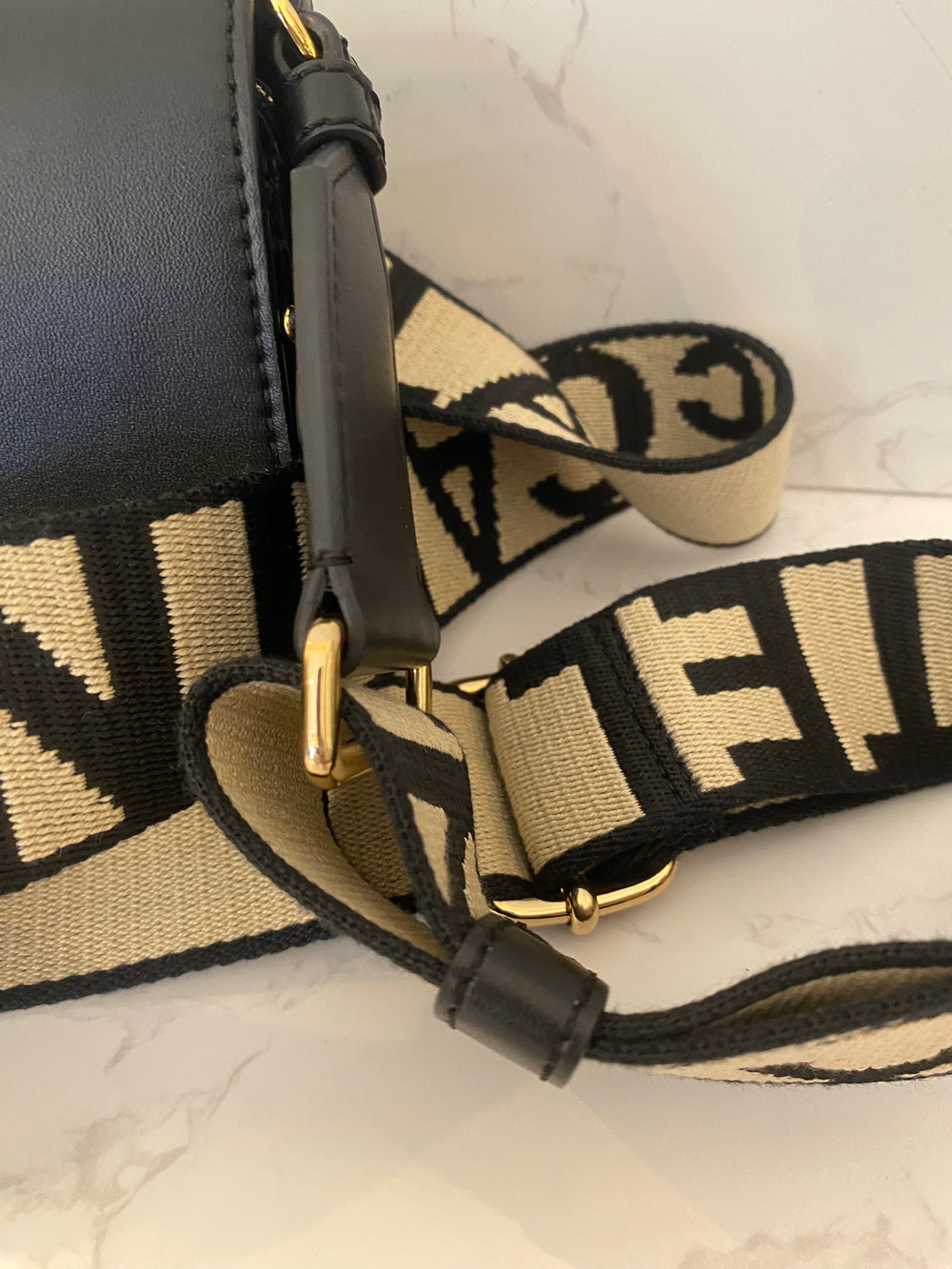 Pre Loved Stella McCartney Logo Crossbody Wallet (excellent)