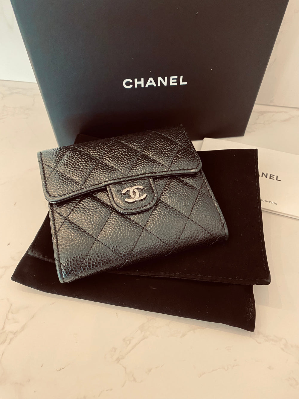 Pre Loved Chanel Classic Small Flap Wallet in Black Caviar Leather (excellent)