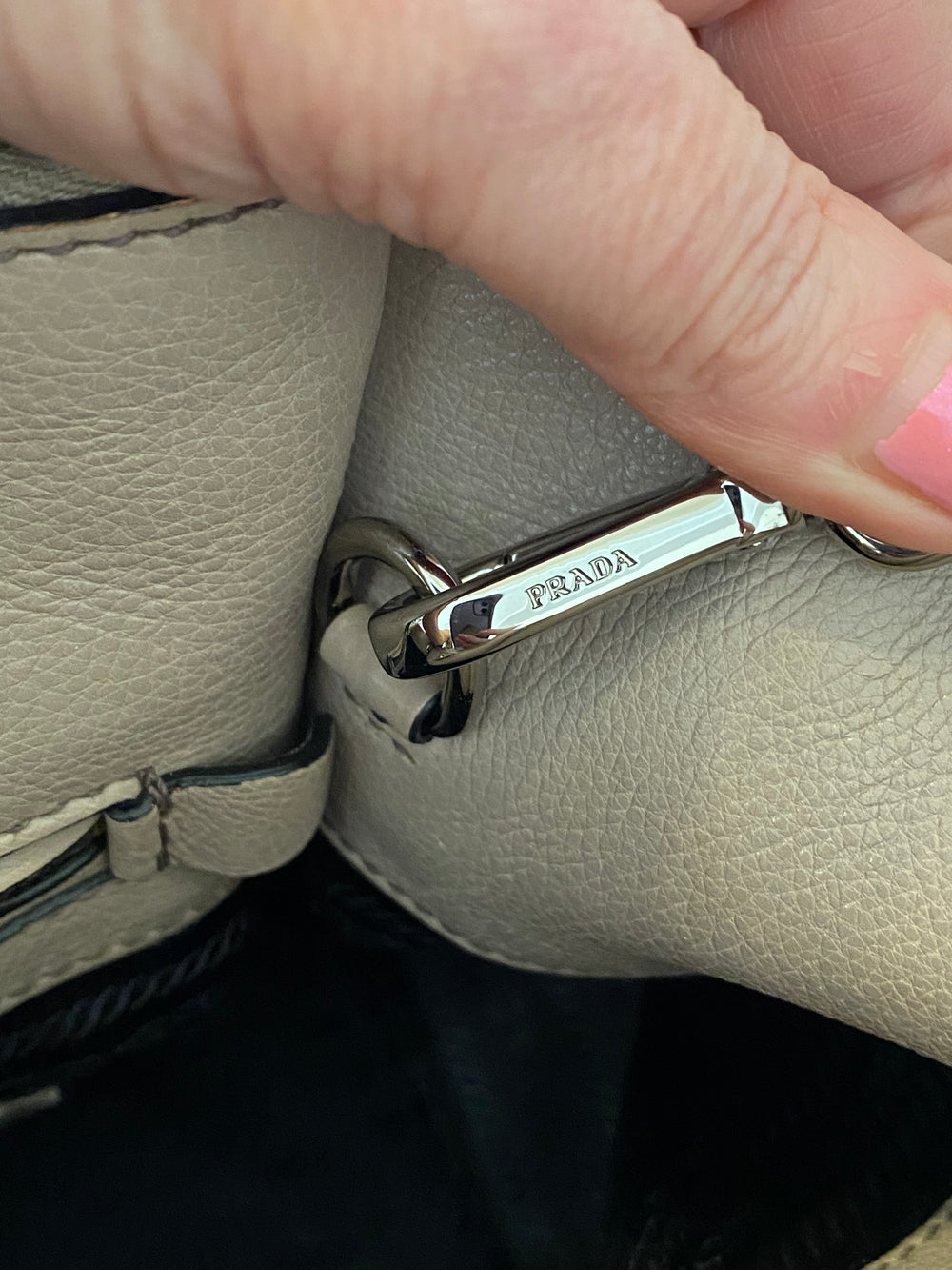 Pre Loved Prada Beige Leather and Suede Medium Tote