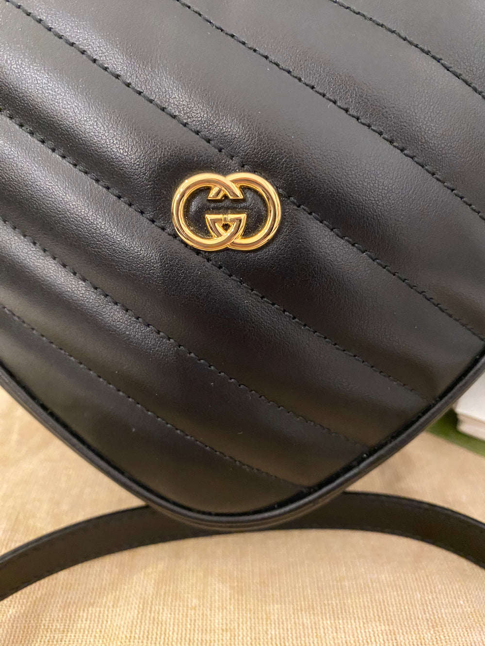 Pre Loved Gucci Interlocking G Mini Heart Crossbody Bag in Black (new)